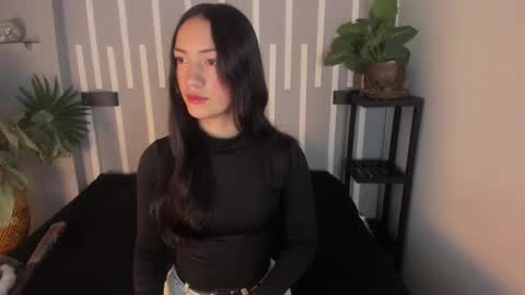 SCARLETT FOX  online show from 10.21.25