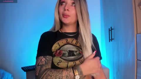SCARLETT COLLINS online show from 02.25.26