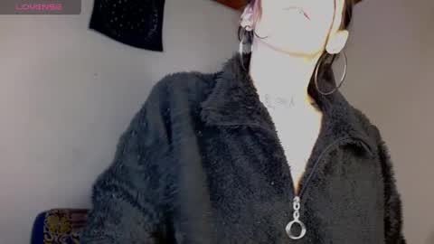 scarlet online show from 04.12.26