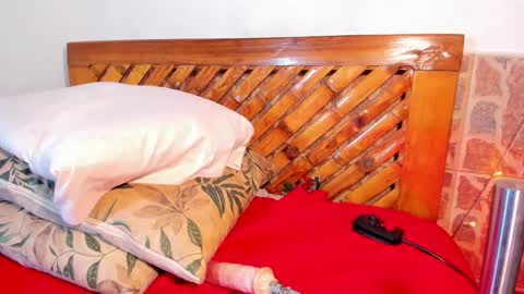 Mariana online show from 12.10.24