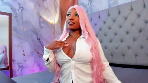 Snapshot of scarlett_diaz17 chatting on 04.24.26 Mariana online show from 04.24.26