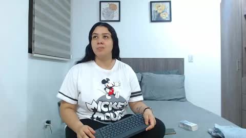 Snapshot of scarlett_evance chatting on 04.14.26 Scarlett and Jazmin online show from 04.14.26
