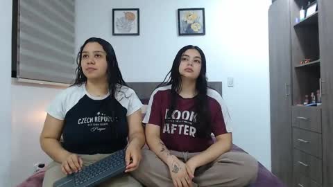 Snapshot of scarlett_evance chatting on 05.06.26 Scarlett and Jazmin online show from 05.06.26