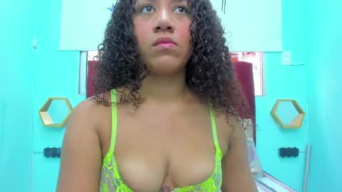 scarlett_fox20 online show from 05.20.26