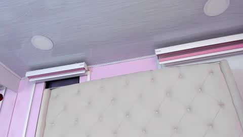 Snapshot of scarlett_leblanc_ chatting on 03.12.26 scarlett_leblanc_ online show from 03.12.26