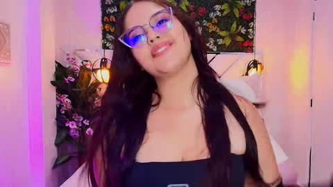 scarlett montoya  online show from 10.15.25