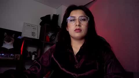 Snapshot of scarlett_sen chatting on 10.09.25 Mistress Scarlett online show from 10.09.25