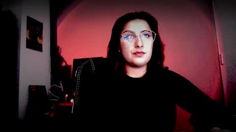 Snapshot of scarlett_sen chatting on 01.08.26 Mistress Scarlett online show from 01.08.26