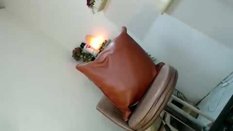 Snapshot of scarlett_sofia69 chatting on 03.10.26 online show from 03.10.26