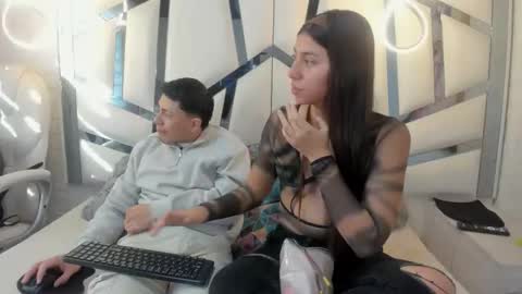 Scarlett and Lucas online show from 02.27.26