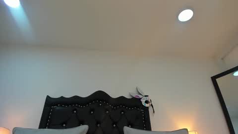 Scarlett online show from 12.03.24