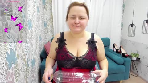 Snapshot of scarlettsoft chatting on 01.17.25 Scarlett online show from 01.17.25