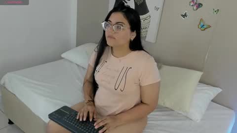 Snapshot of scarlettwhitmore chatting on 09.28.25 Scarlett Whitmore online show from 09.28.25