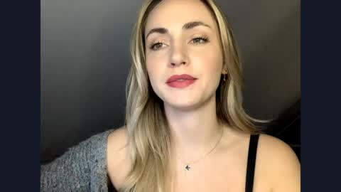 ScarlettxBlonde online show from 05.15.26