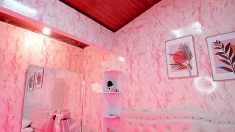 Scarlet online show from 02.11.26