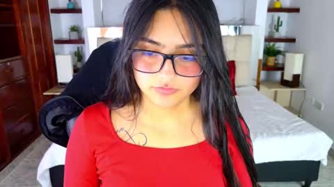 scarllet online show from 09.15.25