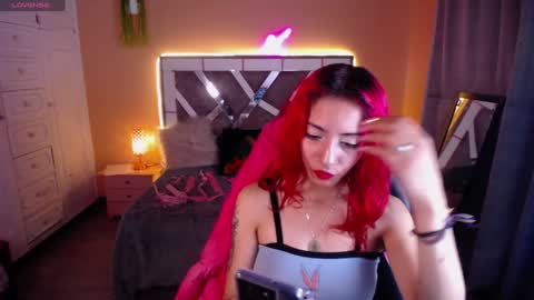 Scarllett online show from 12.11.24