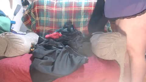 Scarlotta online show from 11.17.25