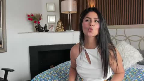 Scarlet  online show from 04.22.26