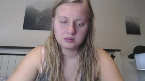 Snapshot of scartit chatting on 06.25.26 ScarTit Bernhard online show from 06.25.26