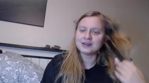 Snapshot of scartit chatting on 07.27.26 ScarTit Bernhard online show from 07.27.26