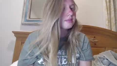 Snapshot of scartit chatting on 08.03.26 ScarTit Bernhard online show from 08.03.26