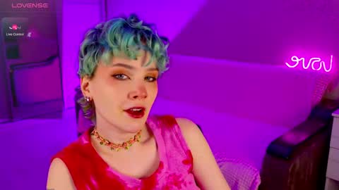 Snapshot of school_love chatting on 12.18.24 Rina online show from 12.18.24