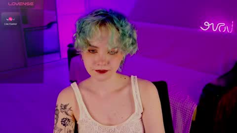 Snapshot of school_love chatting on 03.07.25 Rina online show from 03.07.25