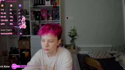 Snapshot of school_love chatting on 12.23.25 Rina online show from 12.23.25