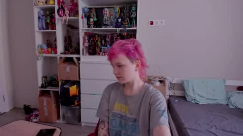 Snapshot of school_love chatting on 01.06.26 Rina online show from 01.06.26