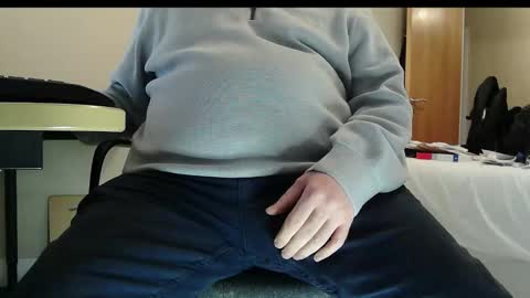 Snapshot of schwanz2023 chatting on 11.28.25 Mick online show from 11.28.25