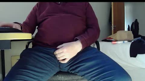 Snapshot of schwanz2023 chatting on 12.15.25 Mick online show from 12.15.25