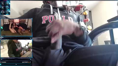 Snapshot of scoobysnow chatting on 11.14.25 Scooby snow online show from 11.14.25