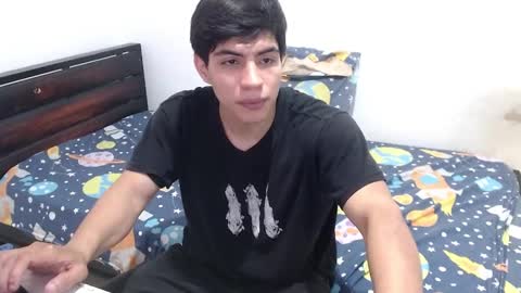 Snapshot of scoot2115 chatting on 10.31.25 scoot2115 online show from 10.31.25