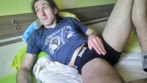Snapshot of scorkjui chatting on 02.11.25 bossstjan online show from 02.11.25