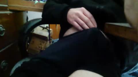 Snapshot of scott01092463171 chatting on 12.15.25 Goth witch69 online show from 12.15.25