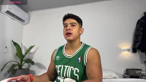 Snapshot of scott_flintt chatting on 11.11.25 Andrew Flintt online show from 11.11.25