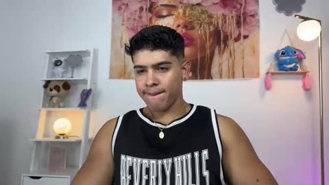 Snapshot of scott_flintt chatting on 11.22.25 Andrew Flintt online show from 11.22.25