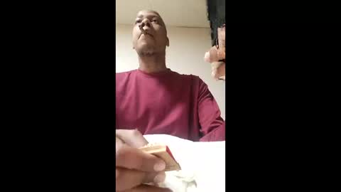 Snapshot of scottsuper10 chatting on 12.23.25 scottsuper10 online show from 12.23.25