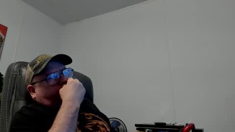 YourBannana1 online show from 03.09.25