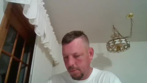 Snapshot of scottydoesntknow0 chatting on 09.21.25 scottydoesntknow0 online show from 09.21.25