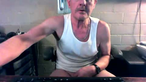 Snapshot of sdh69 chatting on 02.04.26 eating pussy sucking dick online show from 02.04.26