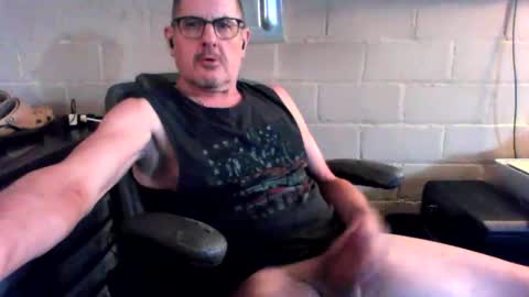 Snapshot of sdh69 chatting on 02.15.26 eating pussy sucking dick online show from 02.15.26
