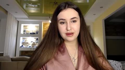 Elizabeth  online show from 02.02.25