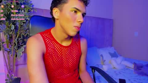 Snapshot of seab_trooy chatting on 11.18.25 SEAN online show from 11.18.25