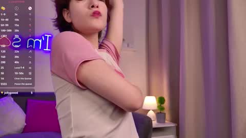 Snapshot of seacyra chatting on 12.17.25 CYRA online show from 12.17.25