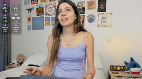 Aria Independent model online show from 01.10.25