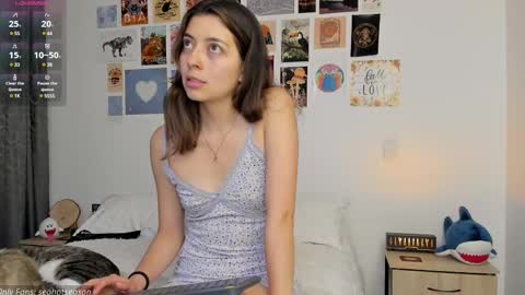 Aria Independent model online show from 03.04.25