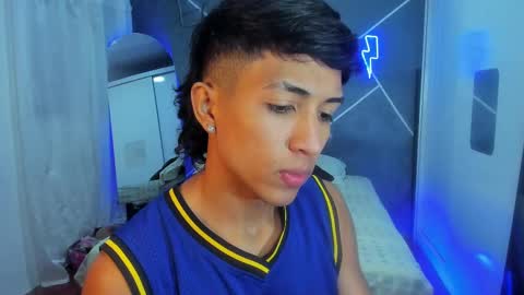 Sean Scoth online show from 02.23.25