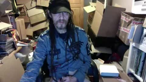 Snapshot of seasidesteve71 chatting on 12.12.24 seasidesteve71 online show from 12.12.24